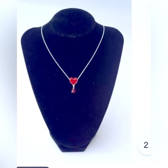 🎁heart shaped Swarovski Crystal Ruby red necklace pendant 💥 - Picture 1 of 7